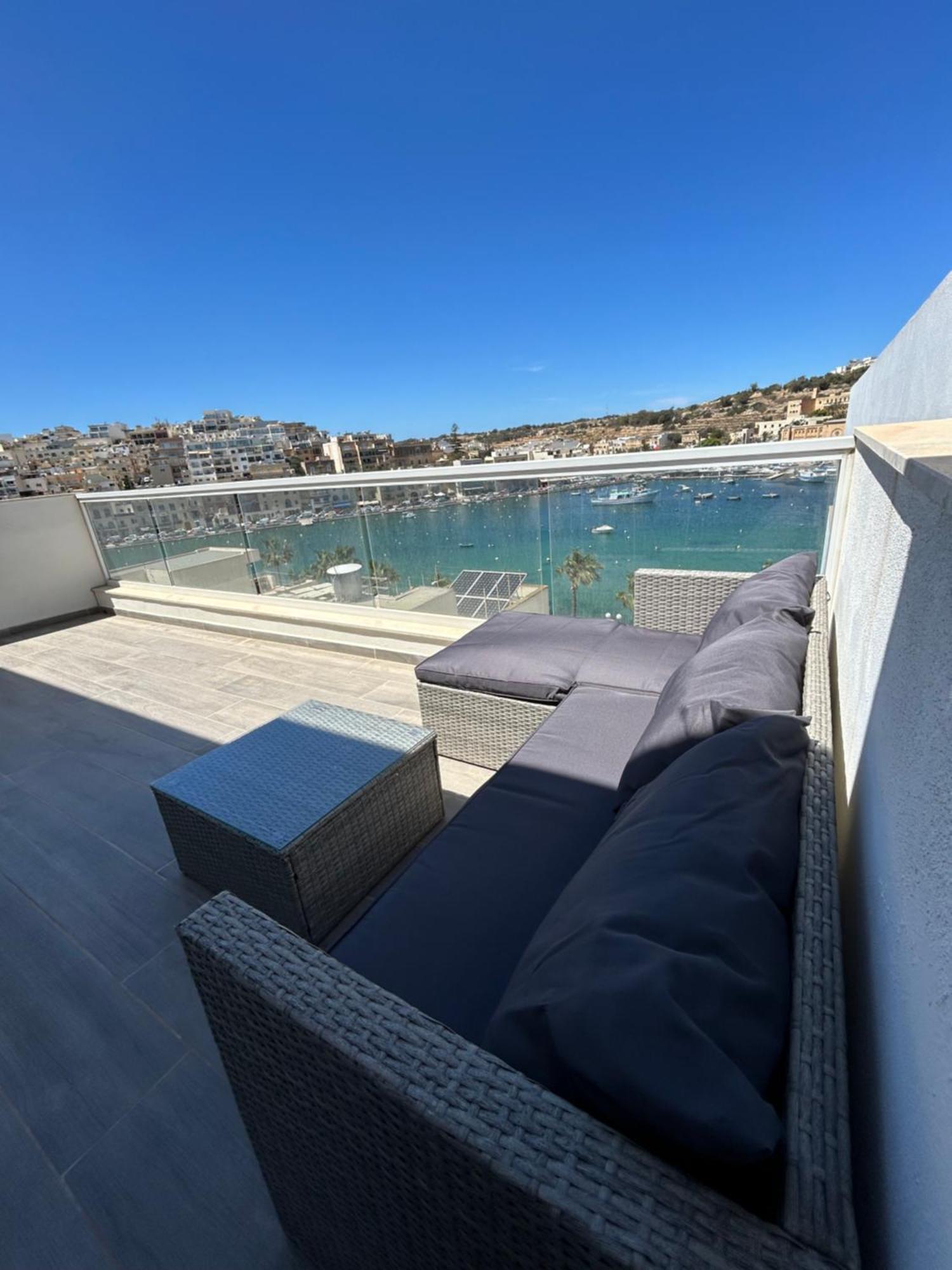 Seaview Setters Penthouse Marsaskala Apartman Kültér fotó